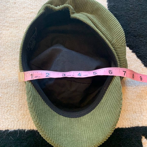 NWOT Wyeth Fiddler Cap. OS. Green Corduroy. - Picture 8 of 8